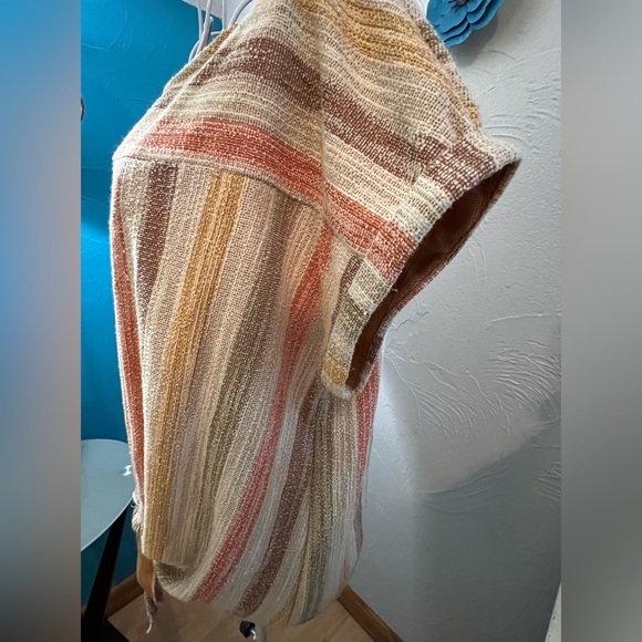 W5 tie front neutral colors super cute top size M - Picture 4 of 7